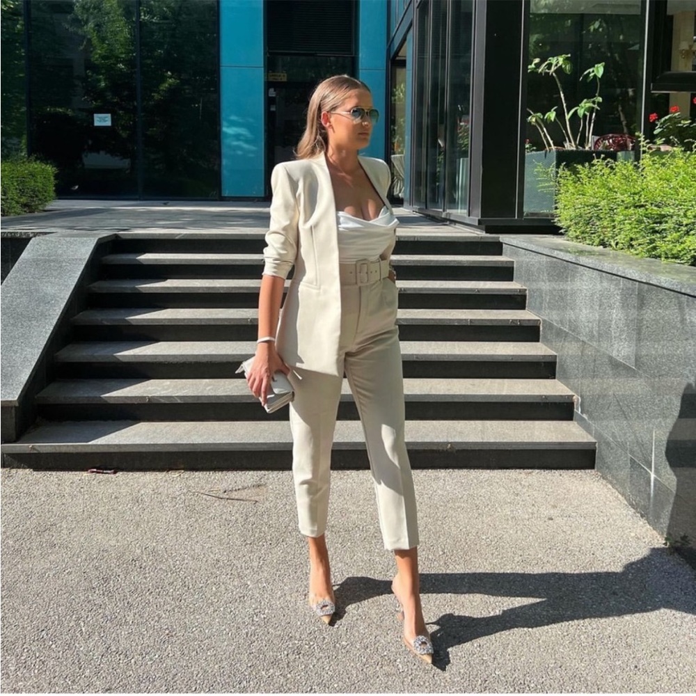 ZARA 2 Piece Lapelless Blazer And High Waisted Belted Pants Ecru